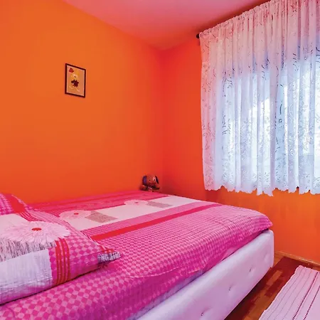 Apartman In *