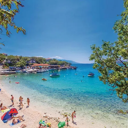 In * Novi Vinodolski